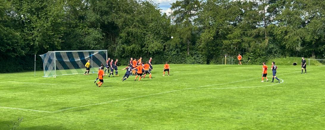 Hier sieht man einen Eckball.