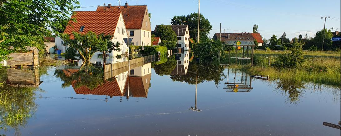 Hier sieht man das Hochwasser in Zusum.