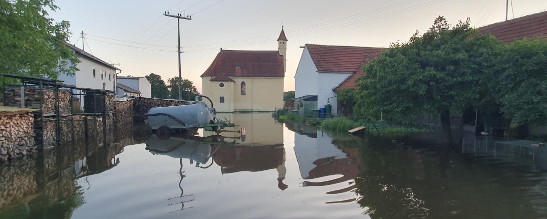 Hier sieht man das Hochwasser in Zusum.