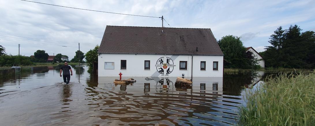 Hier sieht man das Hochwasser in Zusum.