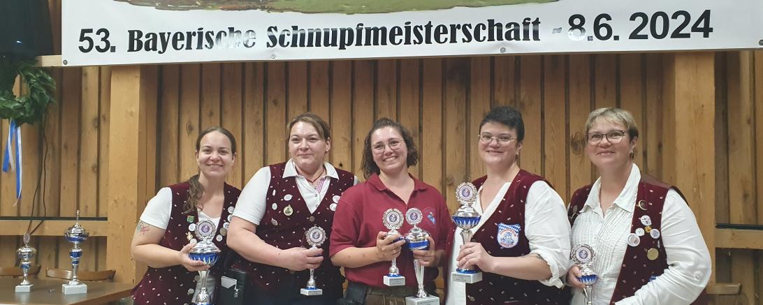 Hier sieht man bayerischen _Meisterinnen im Team-Schnupfen 2024.