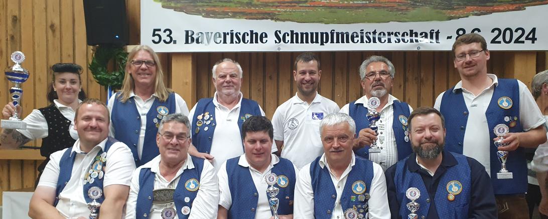 Hier sieht man die bayerischen Schnupfmeister 2024 vom SC Oberlauterbach.