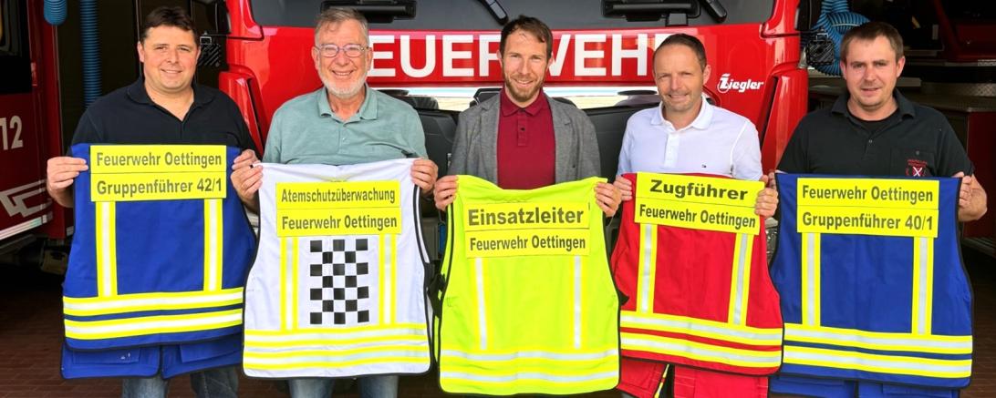 Von links: Frank Bittner (2. Kommandant), Wolfgang Oswald (Werkleiter), Thomas Heydecker (1. Bürgermeister), Christian Hammling (Brandschutzbeauftragter), Thomas Foltin (1. Kommandant)