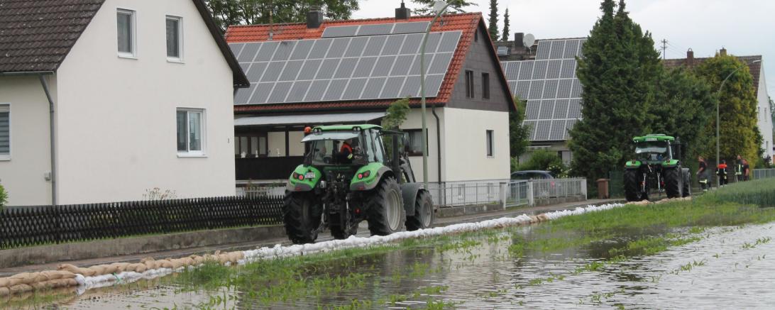 Hier sieht man das Hochwasser in Asbach-Bäumenheim.
