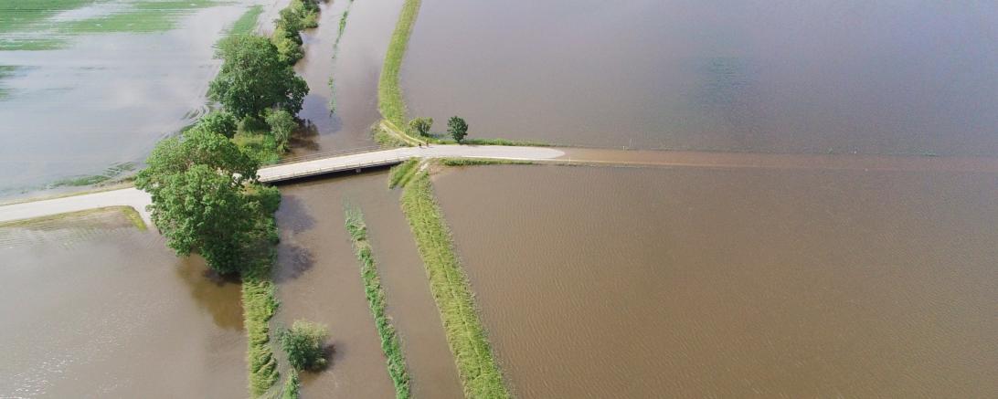 Hier sieht man die Zusam-Überschwemmung bei Rettingen.