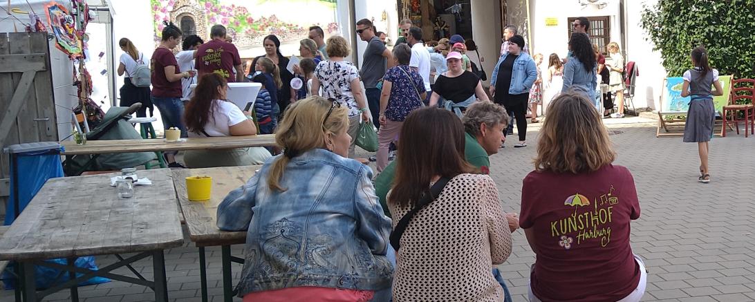 Trotz vieler Besucher war der Kunsthof ein Ort der Ruhe und Inspiration.