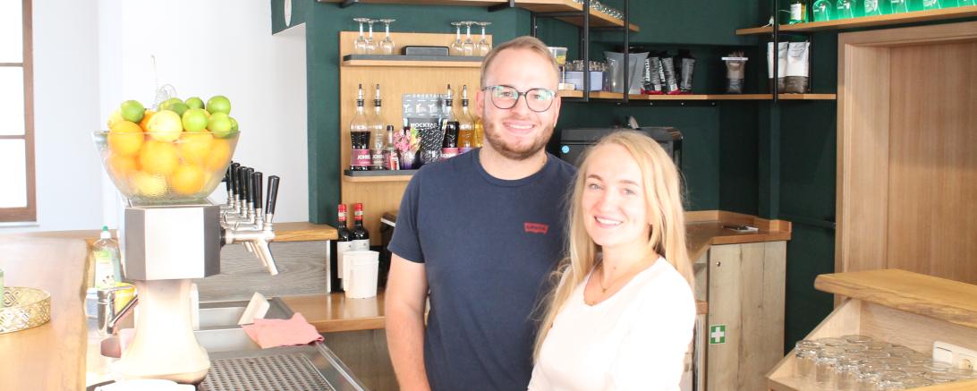 Hier sieht man das Ehepaar Viktoria und Giuseppe Pizzimenti.