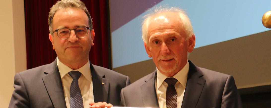 Ehrung von Herr Hubel