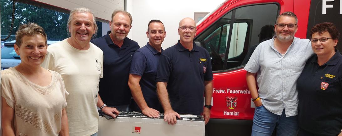 von links: Elvira Ferber Kassiererin, Christian Scholz Ortsvereinsvorsitzender, Jürgen Friedrich Schriftführer, Lars Maier Gemeinderat und Schriftführer Feuerwehr, Christian Lix Kommandant, Peter Naumann Gemeinderat, Marijane 
