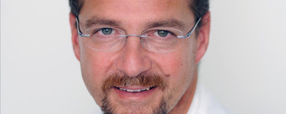 Professor Dr. Bernhard Kuch