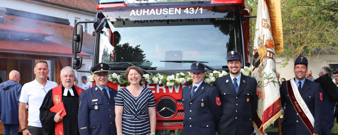 Feuerwehr Auhausen Fahrzeugweihe