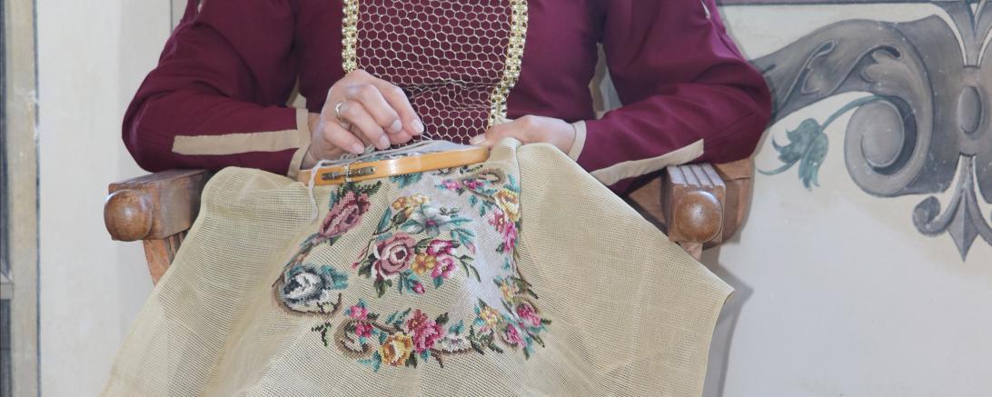 Zum diesjährigen Tag des offenen Denkmals gibt es auf Schloss Harburg wieder eine Sonderführung.