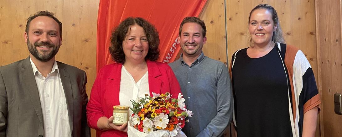 Hier sieht man von links nach rechts: Daniel König, Ruth Müller, Christian Martin, Marion Segnitzer-König