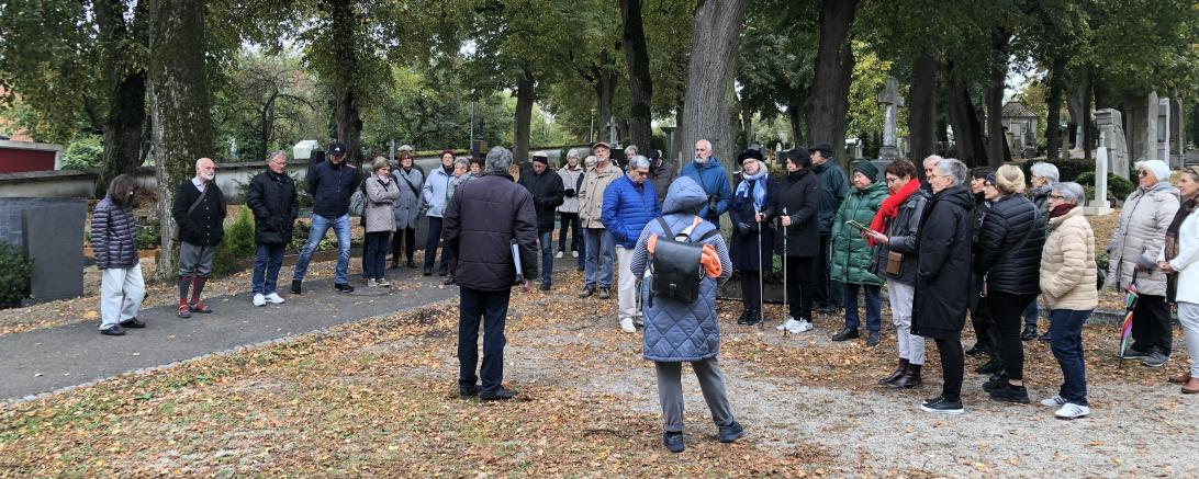 Friedhofsführung mit Dr. Wilfried Sponsel