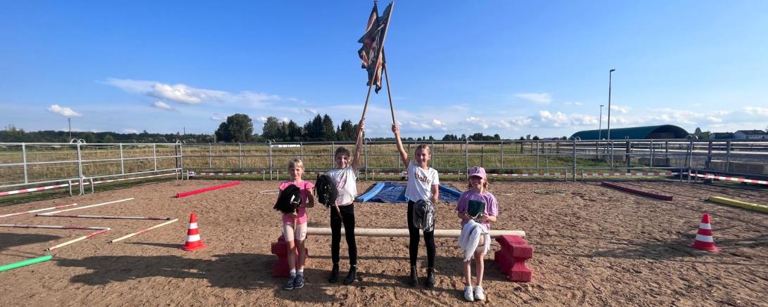 Hobby Horsing Programm bei der Reitschule Schwabenhof.