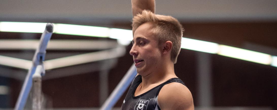 Dauerbrenner Julius Hartrich meldet sich nach seiner Schulter-OP in Rekordzeit zurück, um sein Team im Saisonfinale zu unterstützen.