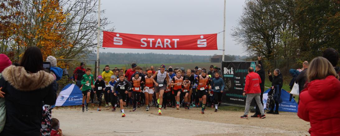 Der Start der Kurzstreckenläufer beim Jedermannslauf in Mauren.