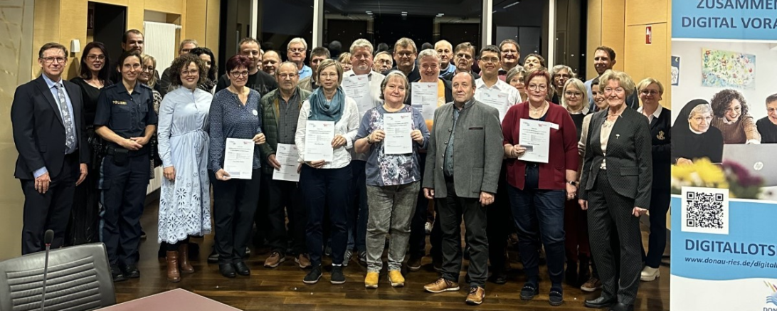 Zeugnisverleihung Digitallotsen