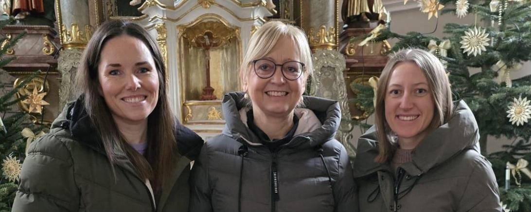 Martina Herrmann, Hedwig Rehm (Vorsitzende Helferkreis Rain e.V.), Katrin Braun