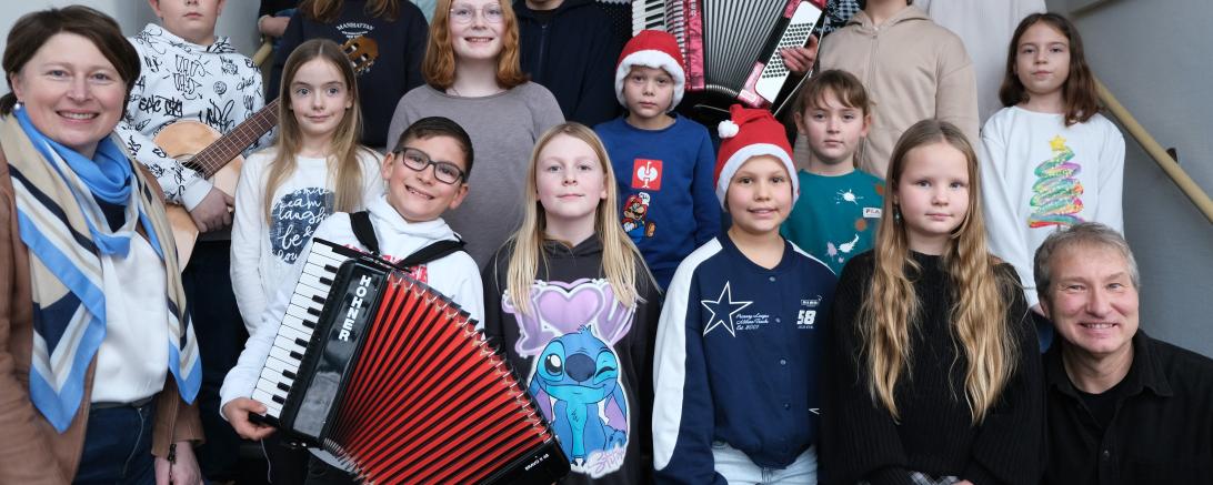 Weihnachtskonzert des Musikateliers Rain im Seniorenheim.