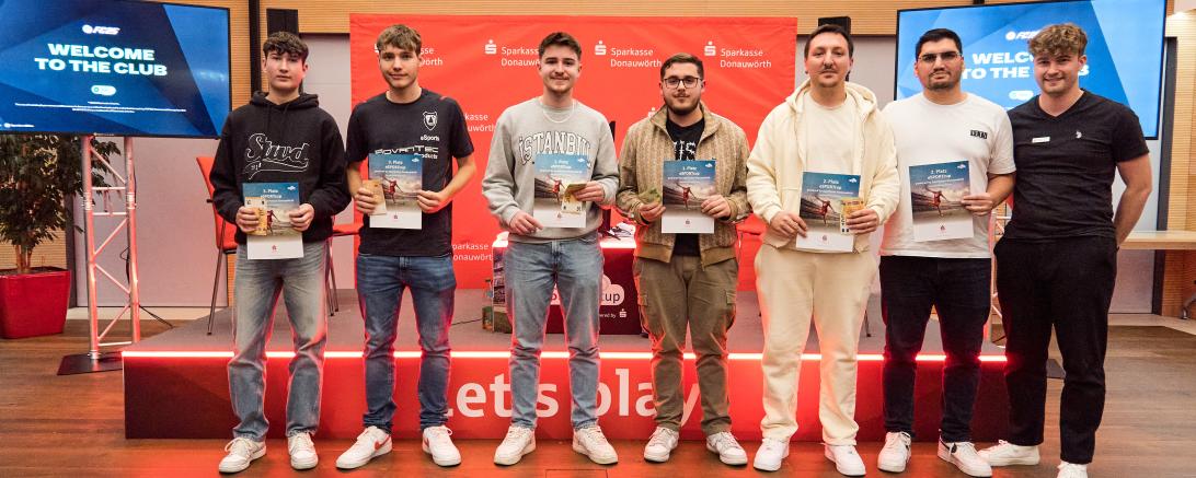 Niklas Baur und Marc Watzl (3. Platz), Redzheb Redzheb und Anto Crnov (1. Platz), Alptug Günes und Mustafa Özsoy (2. Platz), Niklas Joswig.