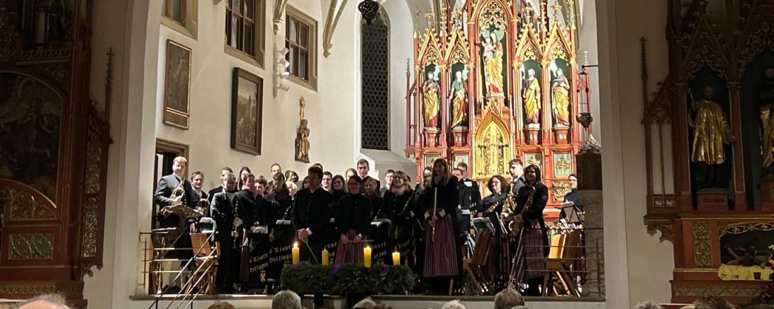 Das Bild zeigt eine Impression des Oettinger Weihnachtskonzertes.