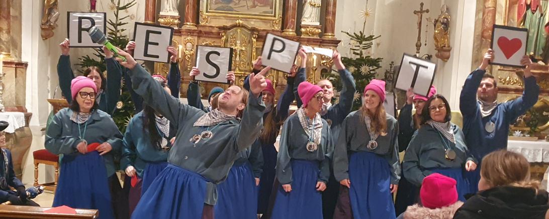 Die Amerdinger Narrenmesse wurde einmal mehr zu einem Spektakel.