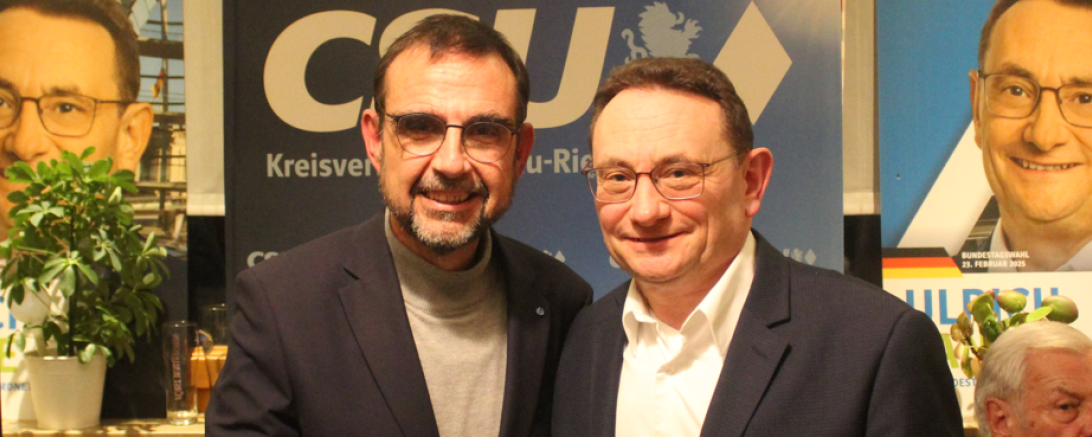 Klaus Holetschek (l.) und Ulrich Lange warben bei der CSU-Veranstaltung in Munzingen um das Vertrauen der Wähler.