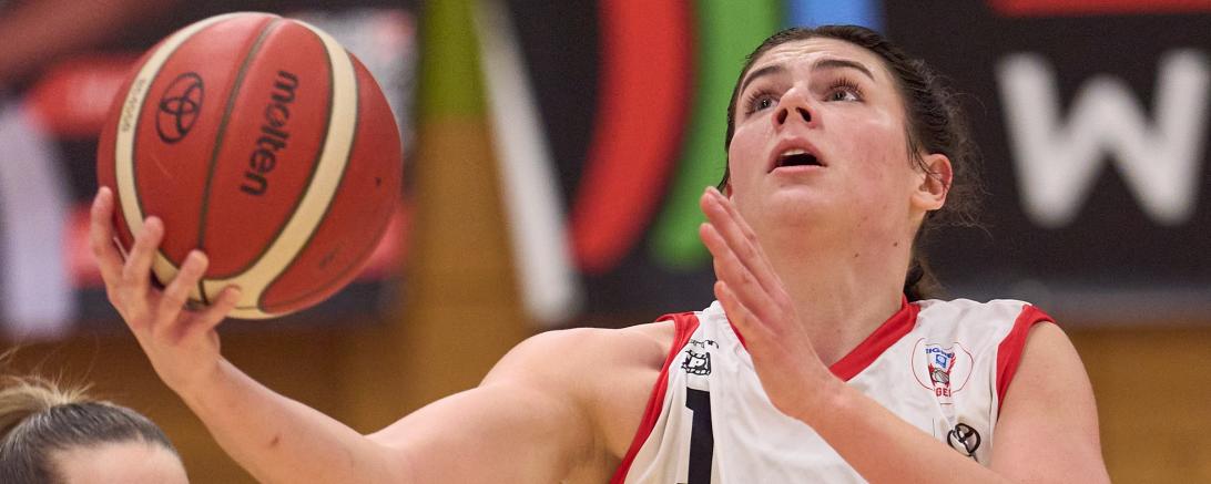 Nicole Fransson zaubert gegen Hannover eine Gala aufs Parkett.