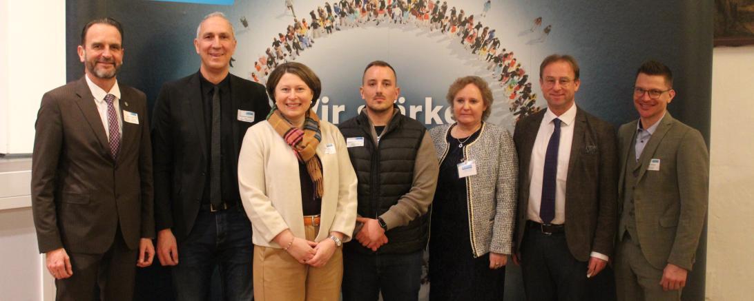 Mit Friedrich Kaulfersch (M.) hat der Weisse Ring in Nördlingen einen neuen Außenstellenleiter.