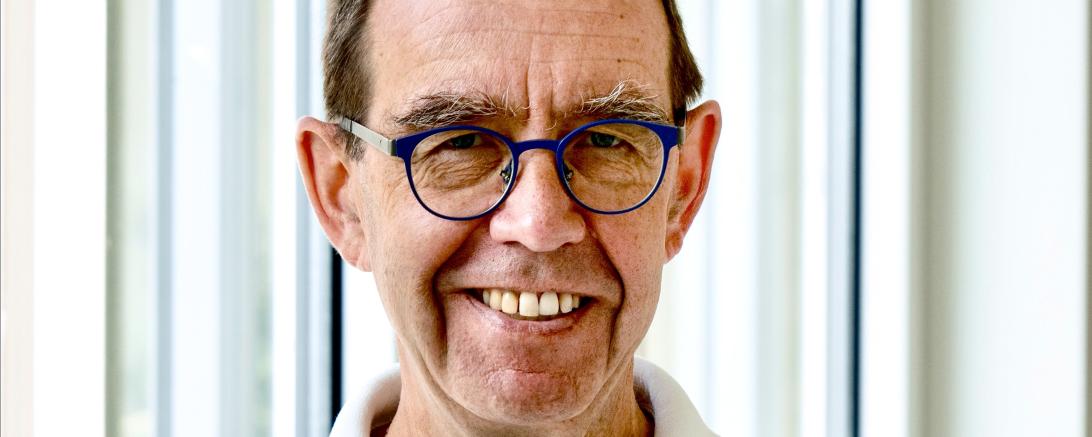 Leitender Oberarzt Dr. Oliver Lembcke informiert.