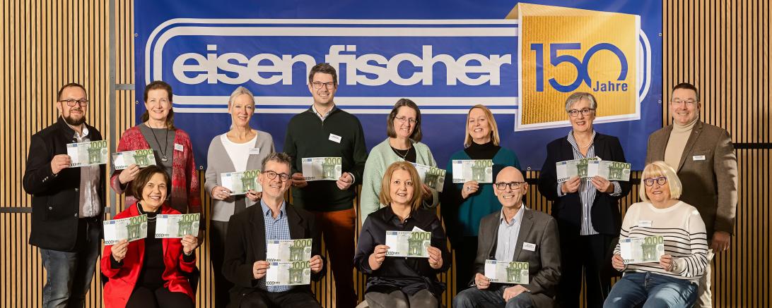 Zum 150-jährigen Firmenjubiläum überreichte Eisen Fischer Spenden an verschiedene Organisationen.