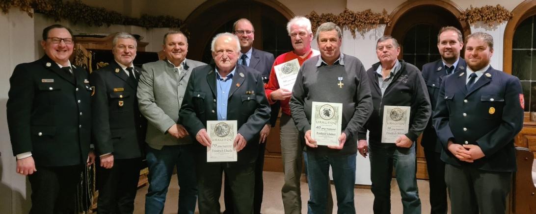 Hier sieht man die Ehrenmitglieder.