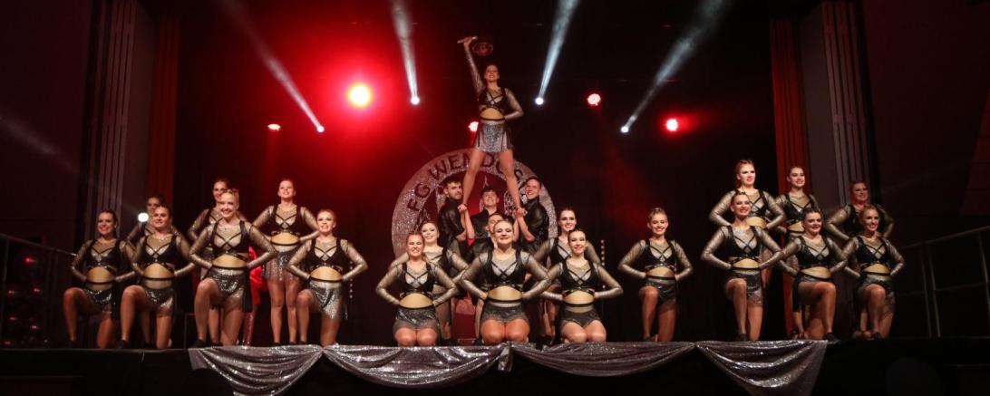 Der Showtanz der FG Wemdosia begeistert mit seinem Programm.