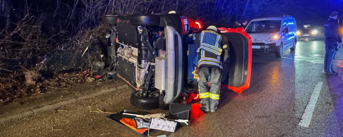 Das Bild zeigt den Unfall.
