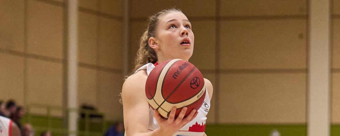 Anna Löffler und die Eigner Angels haben ein echtes Endspiel im Playoff-Rennen.