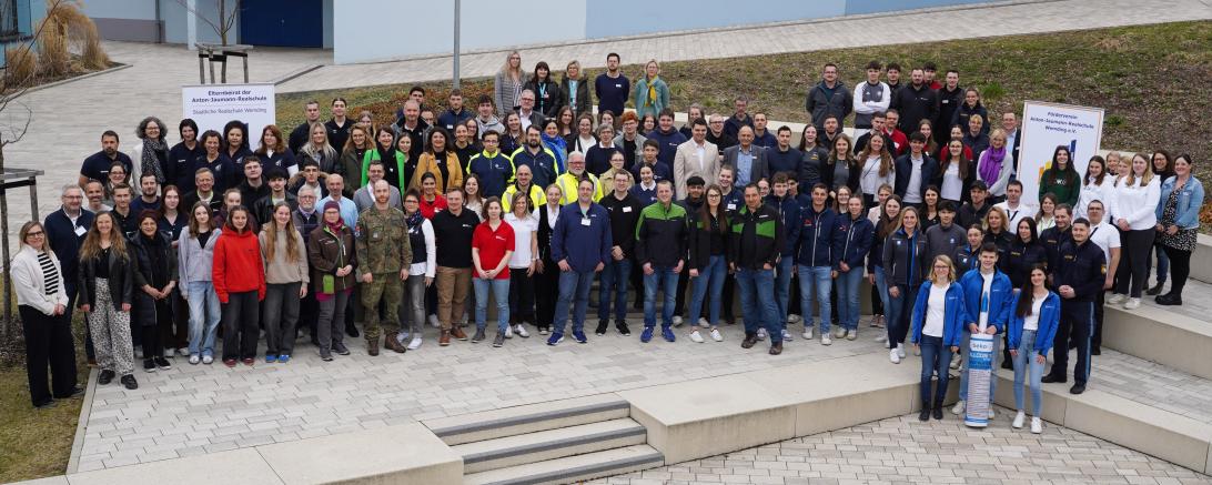 Schülerinnen und Schüler der Anton-Jaumann-Realschule