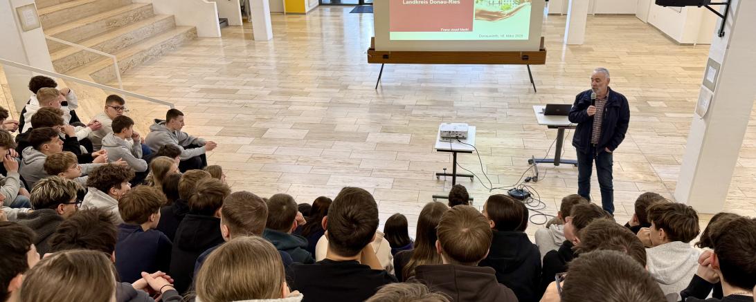 Schulvortrag an der Realschule Heilig Kreuz