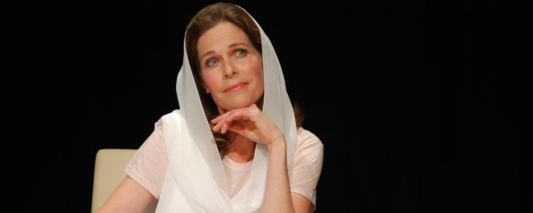 Am Donnerstag, 3. April 25, um 19:30 Uhr, präsentierte die a.gon Theater GmbH das bewegende Theaterstück „Love Letters“ von A. R. Gurney im Stadtsaal Klösterle.