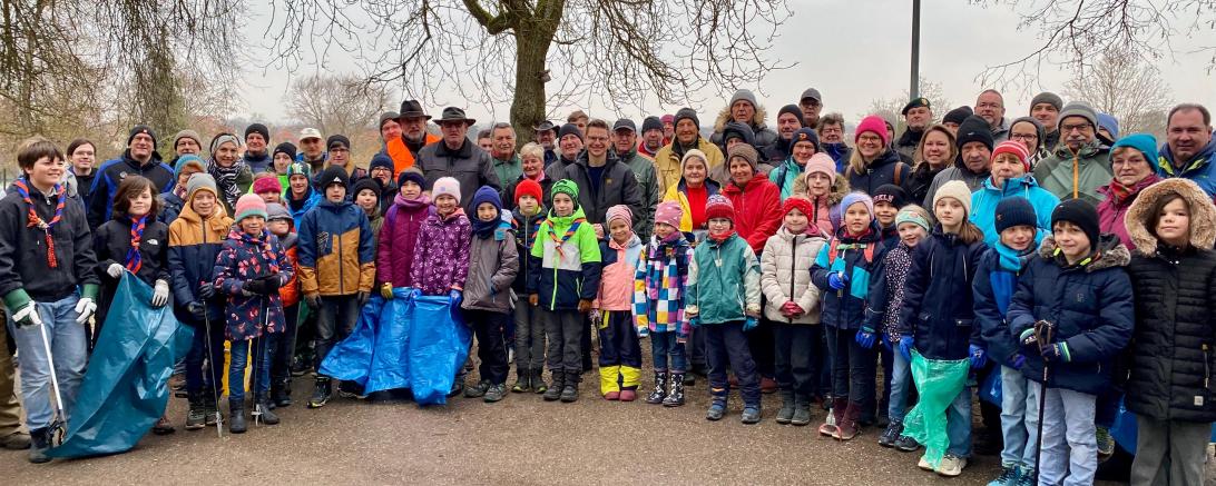 Die freiwilligen Helferinnen und Helfer der diesjährigen Flursäuberungsaktion in Nördlingen.