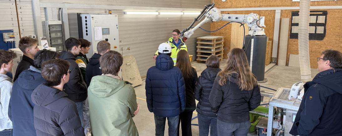 Den 3D-Drucker der Firma Eigner durfte das Seminar im Einsatz beobachten. 
