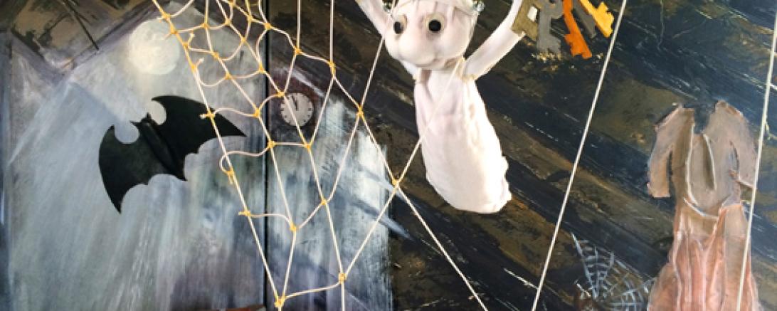 Am Donnerstag, 22.05.2025 um 15 Uhr wird das Stück „Das kleine Gespenst“ präsentiert.