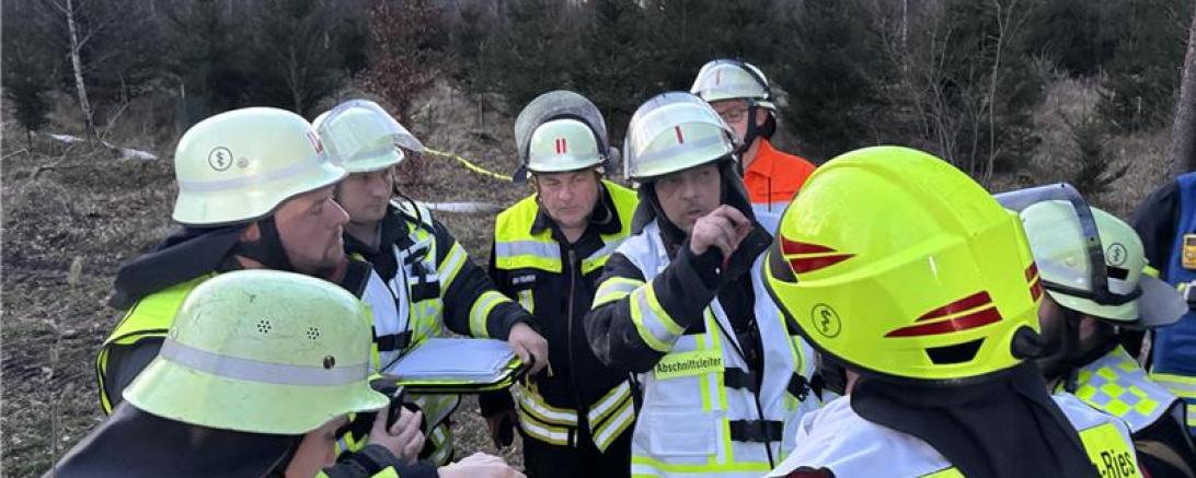 Mehrere Feuerwehren mussten während des Einsatzes koordiniert werden.