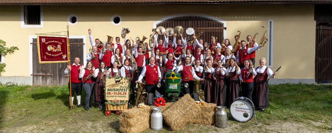 Die Jubelkapelle Ederheim, gleichzeitig Ausrichter des 33. BMF des ASM, Bezirk 16. 