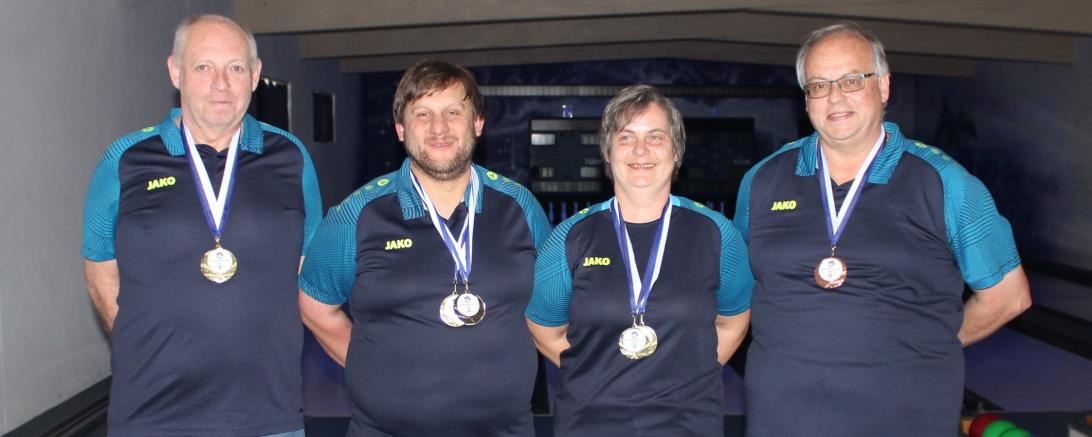 V.l.n.r.: Willi Wagner, Marcel Seidenkranz, Tanja Werner und Gerald Zajitschek. Es fehlen Elke Bold und Werner Weber.