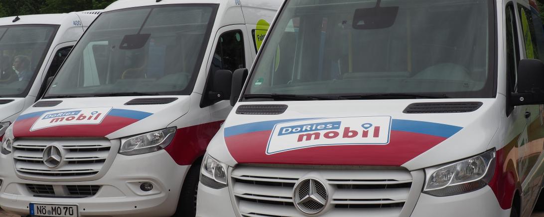 Die DoRies-mobil Busse.