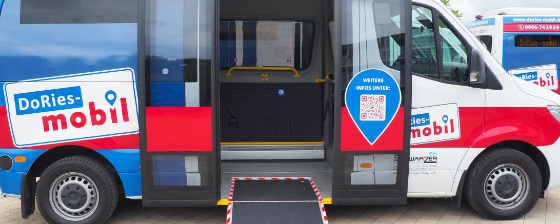 Das Bild zeigt einen Do-Ries Bus