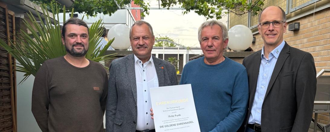 Verleihung goldene Ehrennadel