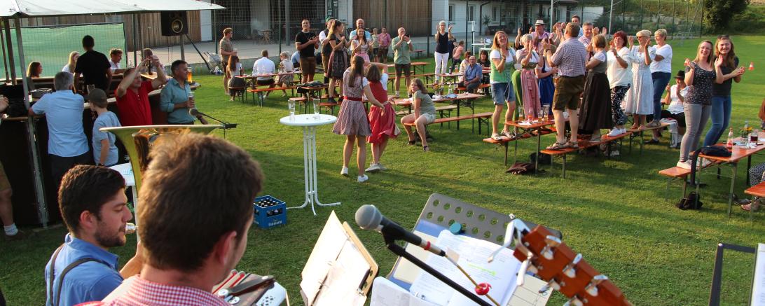 Partystimmung ist bei Sounds im Grünen garantiert