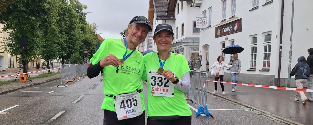 Sabrina Lawatschka und Hans Niederhuber kurz nach dem Zieleinlauf. 